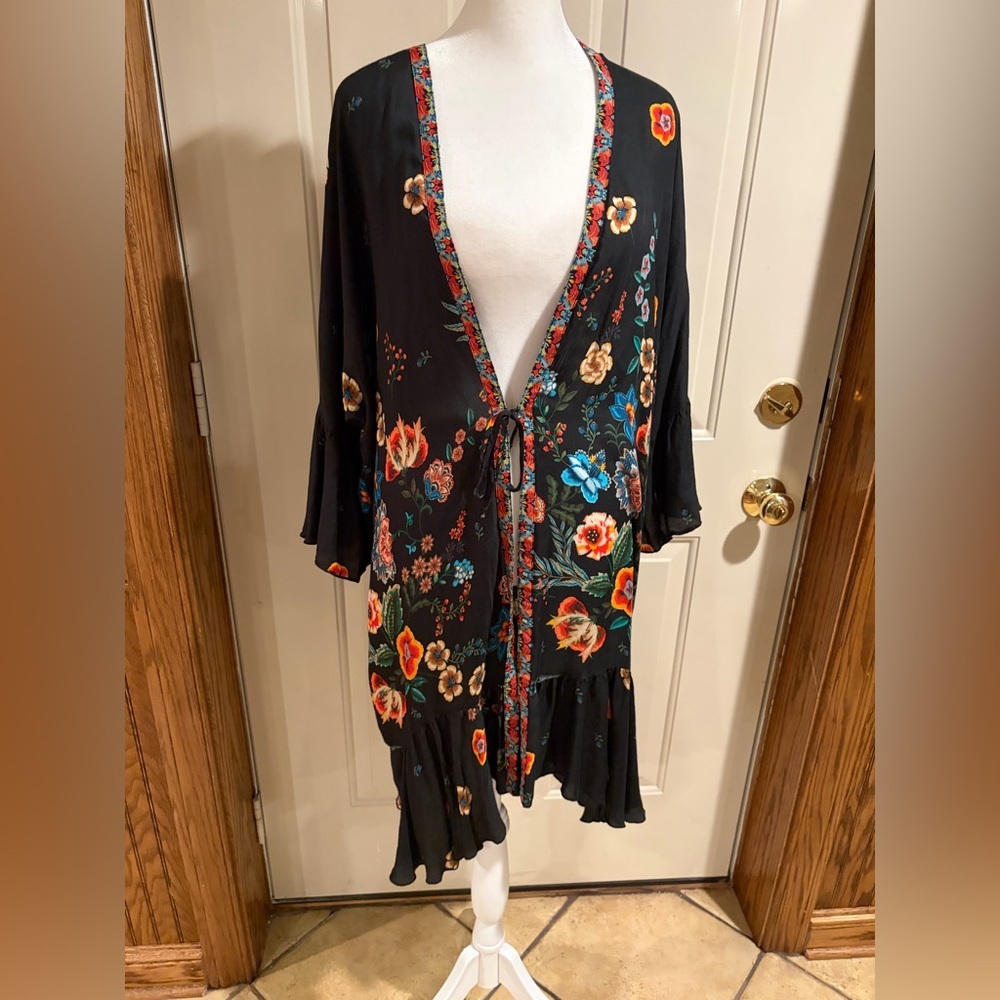 Johnny Was Collection Black Floral Kimono Cardigan Boho Ruffle Hem Size M